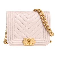 CHANEL 香奈兒 Boy Flap 腰包 鍊帶肩背包 淡粉色 Chevron 荔枝紋牛皮 金扣 AP2302